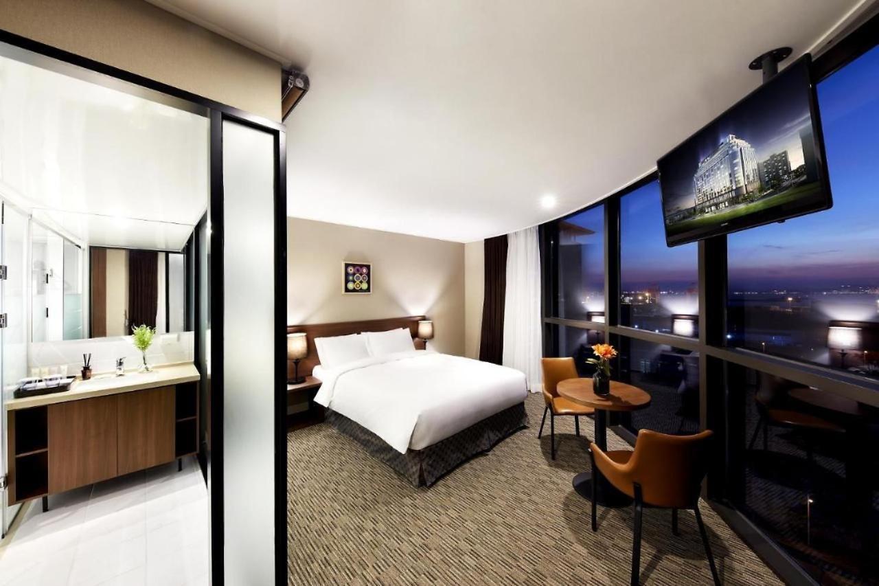 Golden Harbor Hotel Pyeongtaek Exterior foto