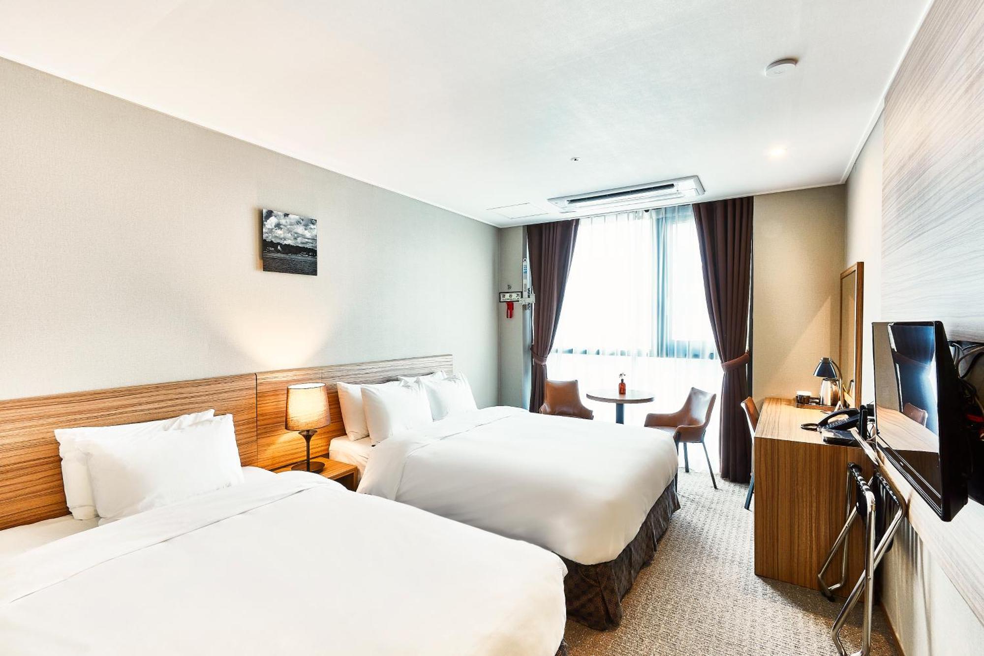 Golden Harbor Hotel Pyeongtaek Exterior foto
